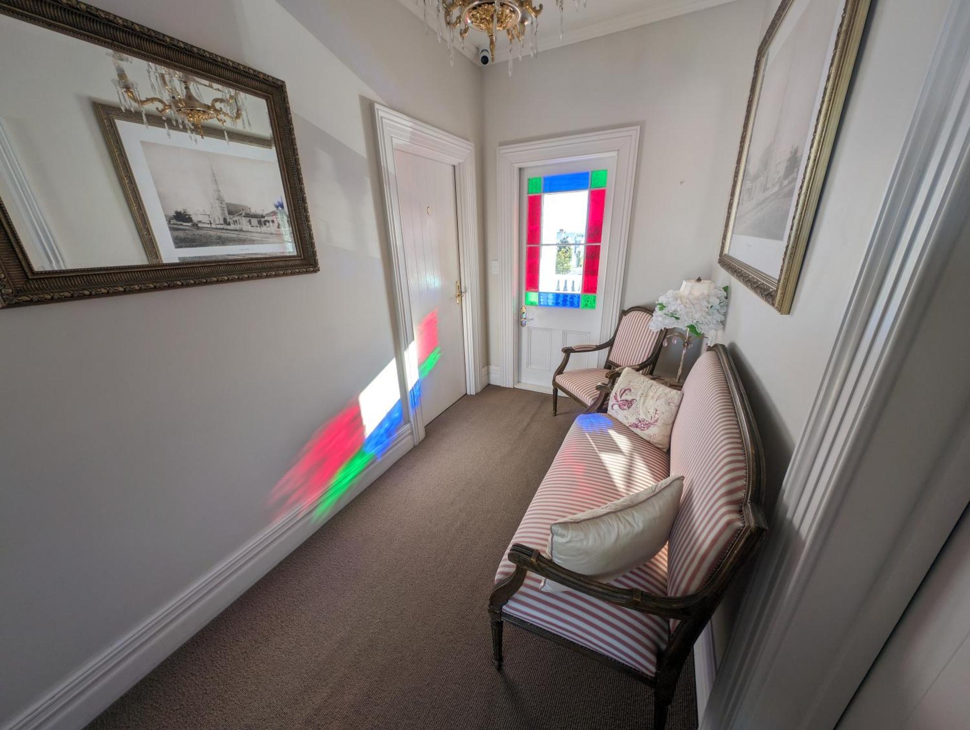 Premium Queen Room