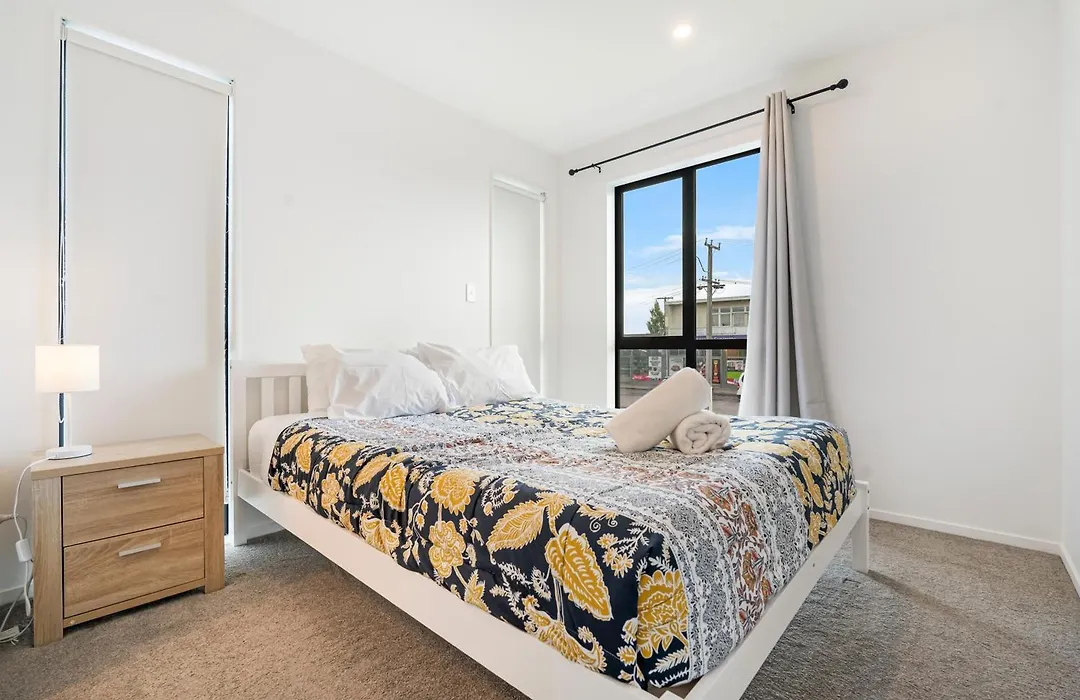 Cozy Brand New Townhouse 1-1