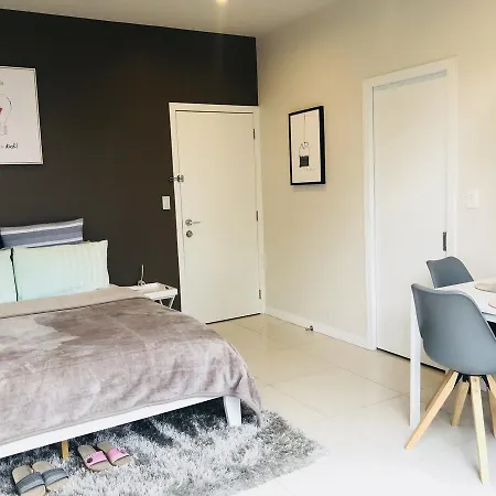 New Market Cozy Room-2
